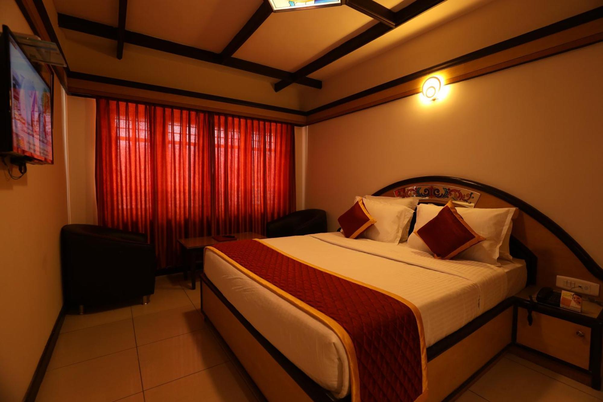 Hotel Silver Oak Ooty Luaran gambar