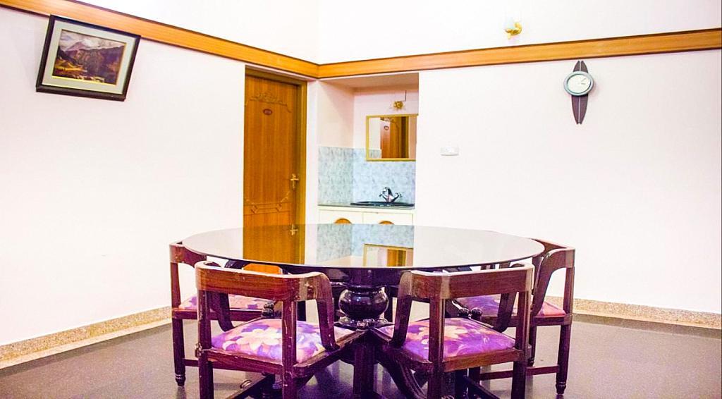 Hotel Silver Oak Ooty Luaran gambar
